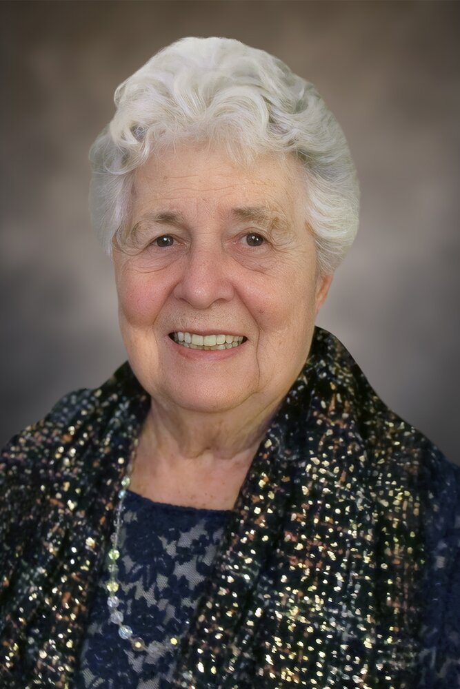 Lorna O'Brien (nee Keenleyside)